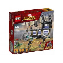 LEGO® Super Heroes 76103 Corvus Glaive útočí